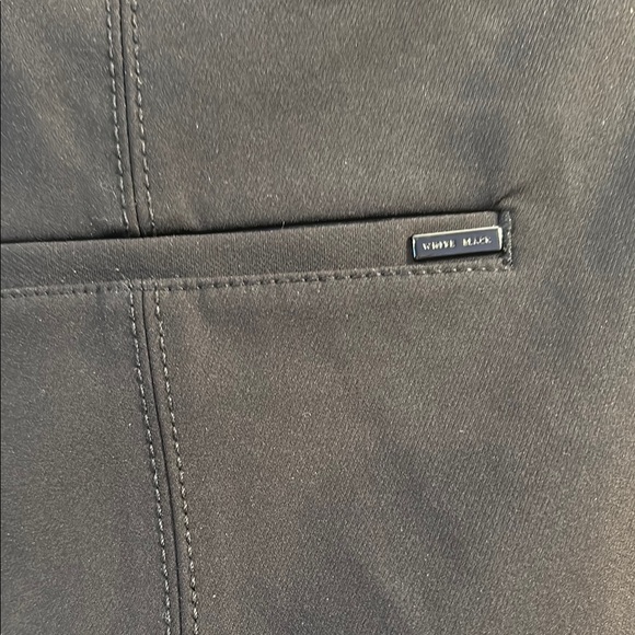 White House Black Market The Skinny Ankle Black Trousers size 4. - Picture 8 of 16